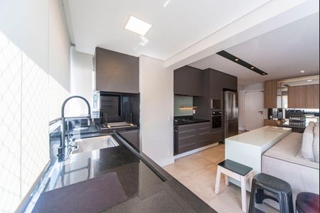 Apartamento à venda com 83m², 2 quartos e 2 vagasCozinha 