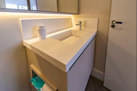 Apartamento à venda com 83m², 2 quartos e 2 vagasBanheiro do Quarto 2