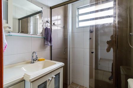 Apartamento para alugar com 60m², 2 quartos e sem vaga Apartamento para alugar com 60m², 2 quartos e sem vagaBanheiro social