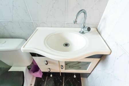 Casa à venda com 153m², 4 quartos e 3 vagas Casa à venda com 153m², 4 quartos e 3 vagasBanheiro 2 Edícula