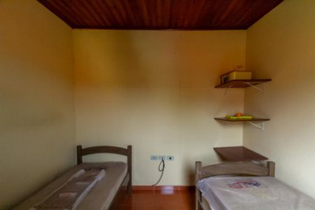 Casa à venda com 153m², 4 quartos e 3 vagas Casa à venda com 153m², 4 quartos e 3 vagasQuarto 1 Edícula