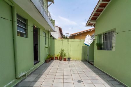 Casa à venda com 153m², 4 quartos e 3 vagas Casa à venda com 153m², 4 quartos e 3 vagasQuintal