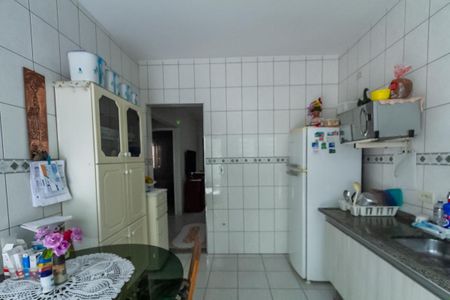 Casa à venda com 153m², 4 quartos e 3 vagas Casa à venda com 153m², 4 quartos e 3 vagasCozinha