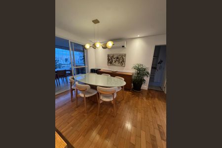 Apartamento à venda com 139m², 3 quartos e 2 vagas