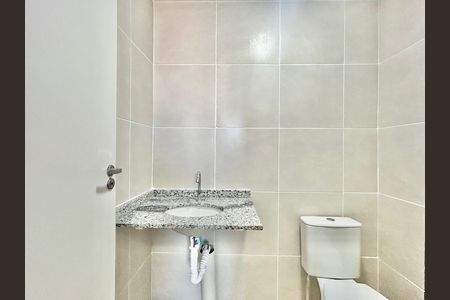 Apartamento à venda com 48m², 2 quartos e 1 vaga Apartamento à venda com 48m², 2 quartos e 1 vagaBanheiro da Suíte