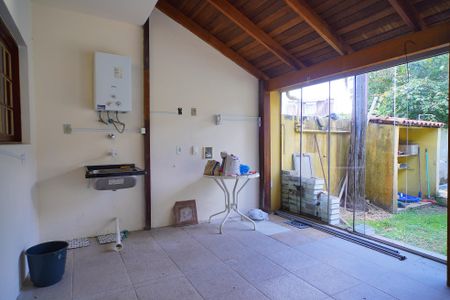 Casa à venda com 190m², 3 quartos e 2 vagasChurrasqueira