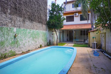 Casa à venda com 190m², 3 quartos e 2 vagaspi