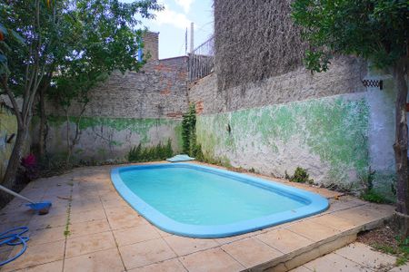 Casa à venda com 190m², 3 quartos e 2 vagasPiscina