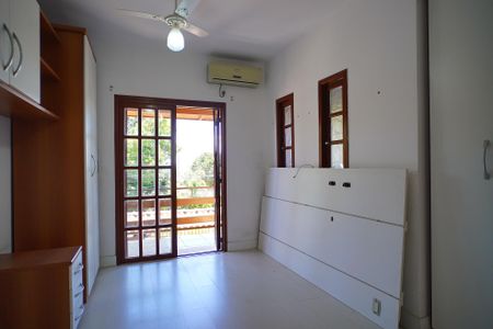 Casa à venda com 190m², 3 quartos e 2 vagasQuarto Suíte