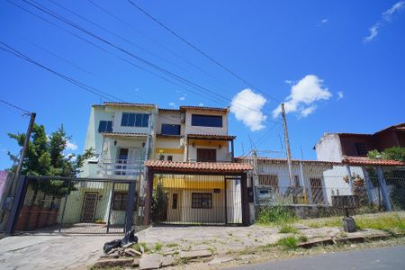 Casa à venda com 190m², 3 quartos e 2 vagasFachada