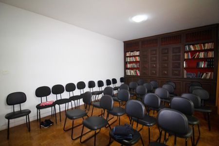 Casa à venda com 400m², 4 quartos e 6 vagas