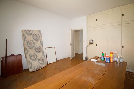 Casa à venda com 400m², 4 quartos e 6 vagas