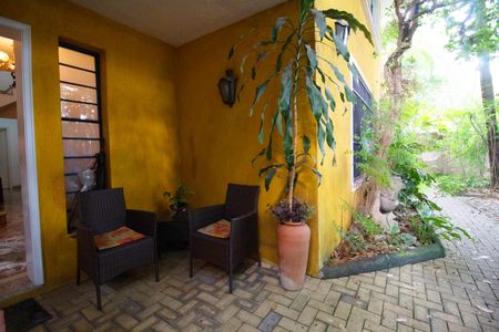 Casa à venda com 400m², 4 quartos e 6 vagas