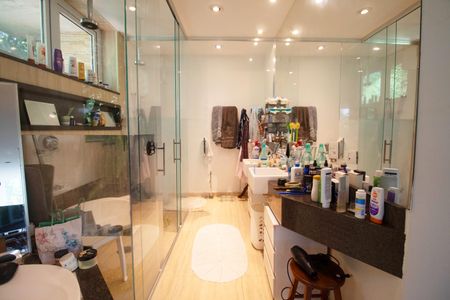 Casa à venda com 400m², 4 quartos e 6 vagas