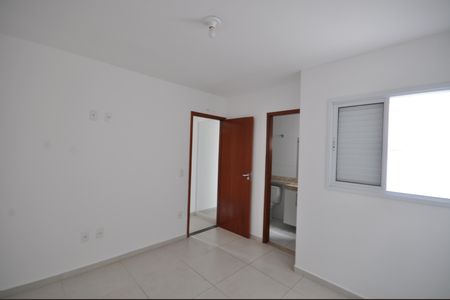 Casa de condomínio à venda com 100m², 2 quartos e 2 vagasSuíte 2