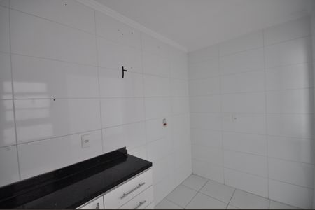 Casa de condomínio à venda com 100m², 2 quartos e 2 vagasCozinha