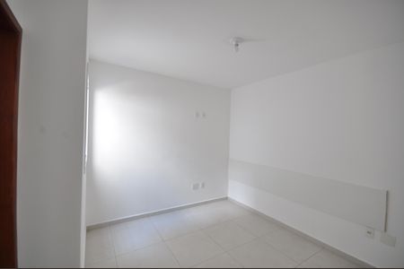 Casa de condomínio à venda com 100m², 2 quartos e 2 vagasSuíte 2