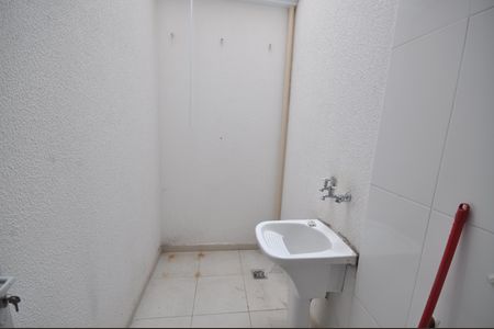 Casa de condomínio à venda com 100m², 2 quartos e 2 vagasÁrea de Serviço