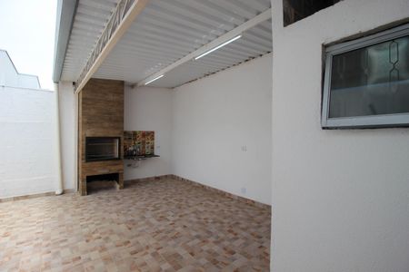 Casa de condomínio para alugar com 125m², 2 quartos e 3 vagas