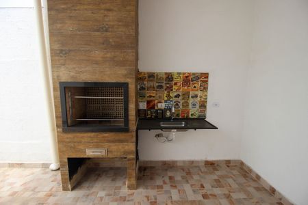 Casa de condomínio para alugar com 125m², 2 quartos e 3 vagas