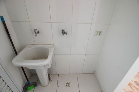 Casa de condomínio para alugar com 125m², 2 quartos e 3 vagas