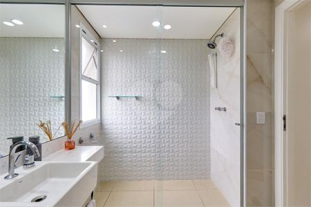 Apartamento à venda com 4 quartos, 233m² em Jardim Taquaral, São Paulo