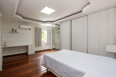 Casa à venda com 4 quartos, 128m² em Piratininga, Niterói