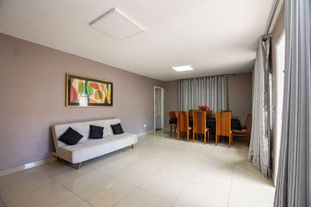 Casa à venda com 4 quartos, 128m² em Piratininga, Niterói