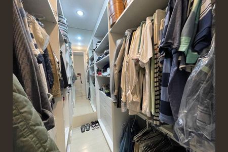 Apartamento à venda com 4 quartos, 201m² em Icaraí, Niterói