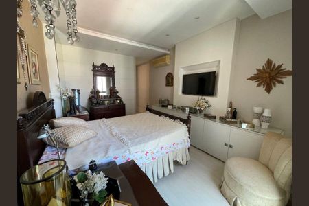 Apartamento à venda com 4 quartos, 201m² em Icaraí, Niterói