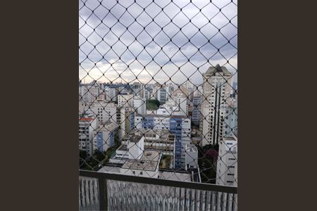 Apartamento para alugar com 84m², 2 quartos e sem vaga