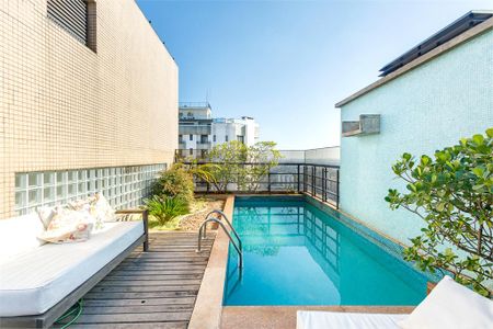 Apartamento à venda com 3 quartos, 305m² em Alto de Pinheiros, São Paulo