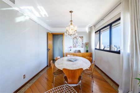 Apartamento à venda com 3 quartos, 305m² em Alto de Pinheiros, São Paulo