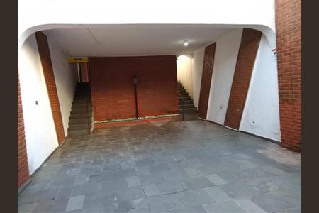 Casa à venda com 6 quartos, 330m² em Vila Gomes Cardim, São Paulo