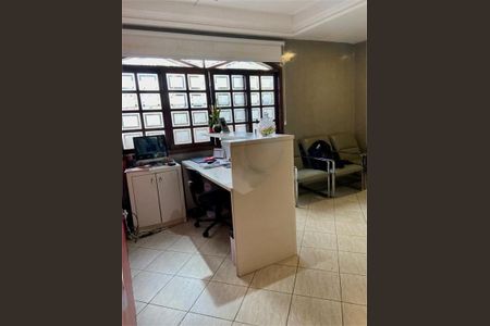 Casa à venda com 6 quartos, 330m² em Vila Gomes Cardim, São Paulo