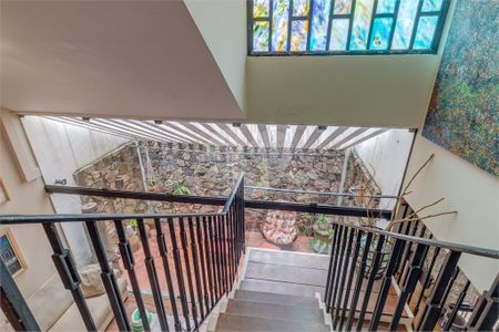 Casa de Condomínio à venda com 3 quartos, 210m² em Vila Elvira, São Paulo