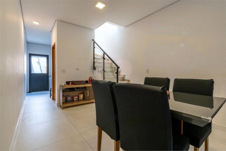 Casa à venda com 3 quartos, 100m² em Jardim Caravelas, São Paulo