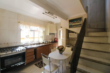 Casa à venda com 200m², 2 quartos e 1 vagaCozinha