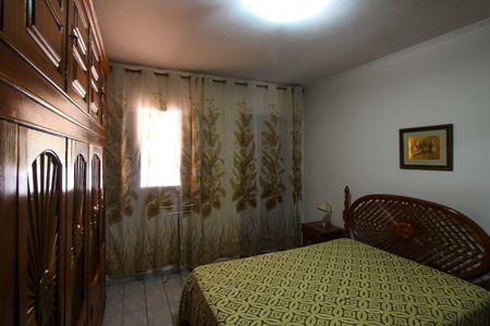 Casa à venda com 200m², 2 quartos e 1 vagaQuarto Suíte