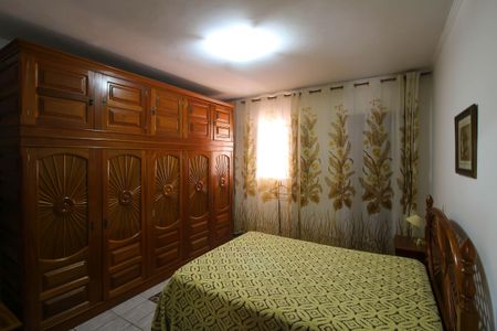 Casa à venda com 200m², 2 quartos e 1 vagaQuarto Suíte
