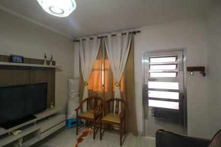 Casa à venda com 200m², 2 quartos e 1 vagaSala