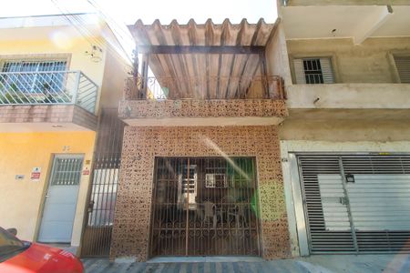Casa à venda com 200m², 2 quartos e 1 vagaFachada