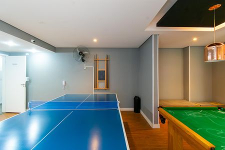 Apartamento à venda com 55m², 2 quartos e 1 vagaÁrea comum