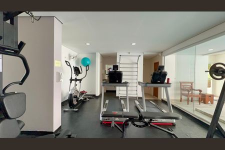 Apartamento à venda com 90m², 2 quartos e 2 vagasAcademia