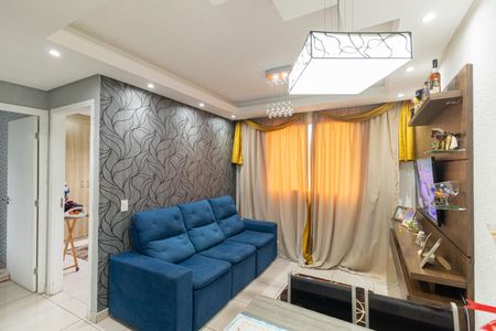 Sala/Cozinha/Área de Serviço  de apartamento para alugar com 2 quartos, 39m² em Guaianazes, São Paulo