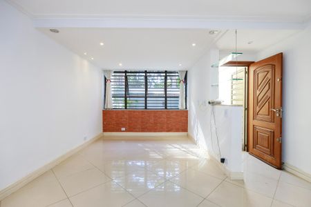 Sala de casa à venda com 3 quartos, 110m² em Campo Belo, São Paulo