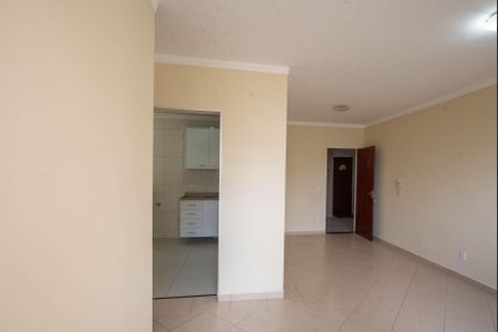 Apartamento para alugar com 76m², 3 quartos e 1 vagaSala