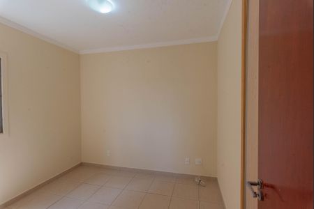 Apartamento para alugar com 76m², 3 quartos e 1 vagaQuarto 2