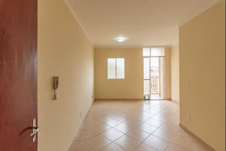 Sala de apartamento para alugar com 3 quartos, 76m² em Jardim das Bandeiras, Campinas