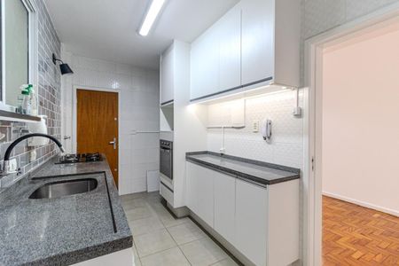 Apartamento à venda com 96m², 2 quartos e 1 vagaCozinha